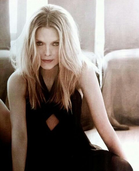 Happy 59th birthday to the beautiful and talented michelle pfeiffer. 