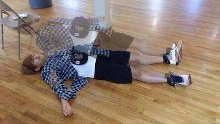 <a href="/BTS_twt/">방탄소년단</a> wait a minute