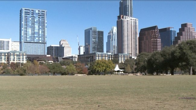 SmallBizFest's tweet photo. Thanks @KXAN for featuring #SBF2017. We're excited to help #smallbiz in #ATX, #SATX, #SACTO, & #Buffalo, #SBF716! https://t.co/a154xY2HaZ https://t.co/PM9fCpI1s3