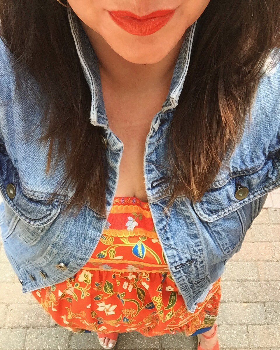 buffandbelle's tweet photo. If I had to choose a signature color, (i.e. the pink to my @LisaVanderpump) this gorge red-orange would be it! OBSESSED!!! https://t.co/THOjeKbsuo