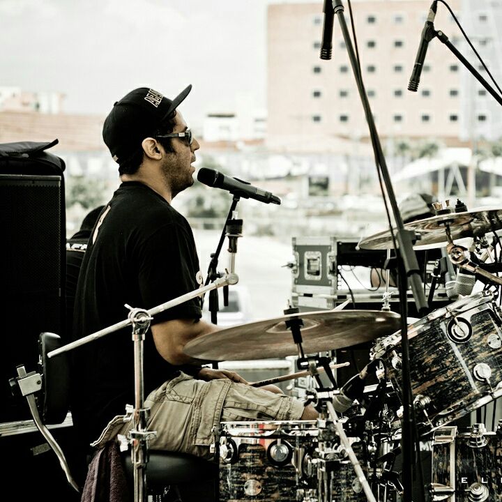 Feliz cumpleaños hermano! Siempre lo mejor ✌🎵 @malakya