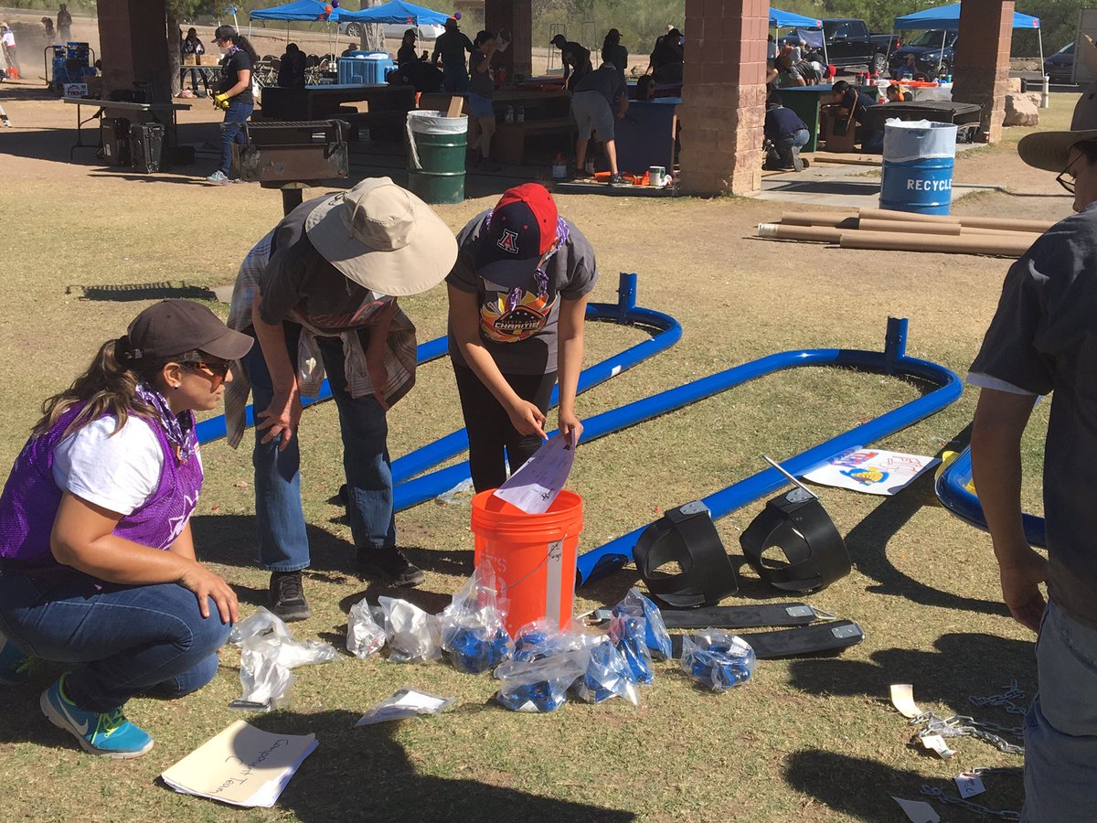 SunnyLibrary's tweet image. #playmatters Sunnyside High School students helping to build a playground at Kennedy Park with @kaboom and @Fiesta_Bowl