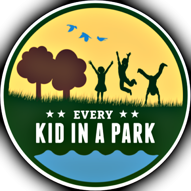 SewTravInspired's tweet photo. Every 4th grader is eligible to a free National Parks pass.  Check out our latest post. https://t.co/bHsJVLGE0f #homeschoolers #familytravel https://t.co/d4uyIt7Mu3