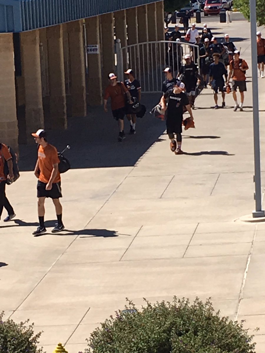 #AZHS CienegaBobcats baseball arriving at McClintock HS.  Game is @ 11:00am.  GO BOBCATS!!