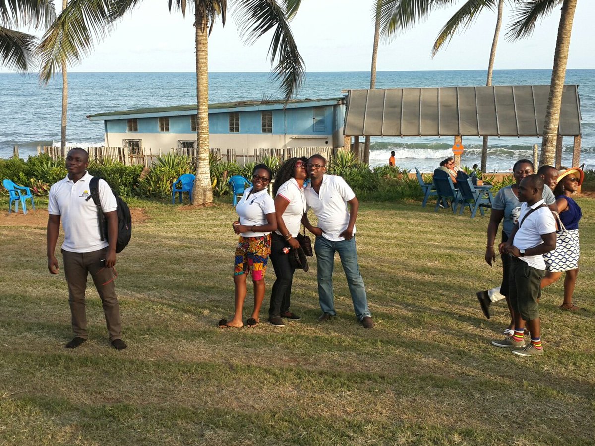 mySMEconnect's tweet photo. Fun with Robert and sons team at Sankofa beach. Wonderful team building session @ https://t.co/eRmm4dSGia