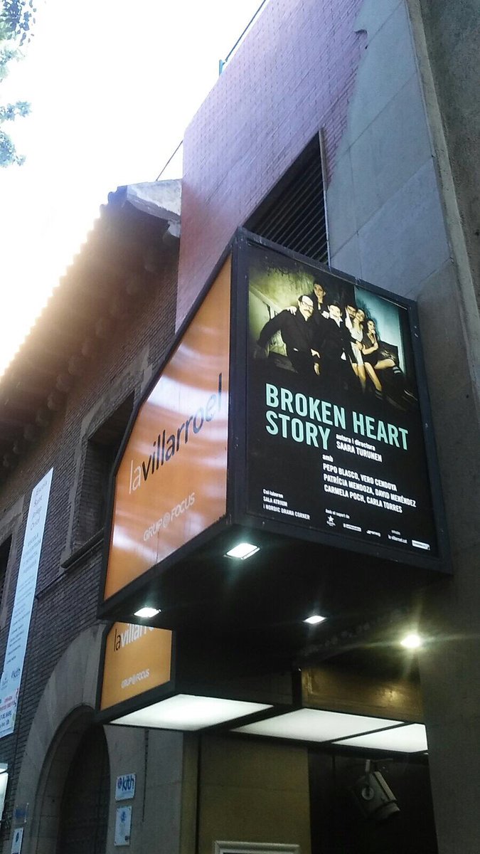 Fernando Solla trae su #crítica de BROKEN HEART STORY, obra que puede verse en La Villarroel enplatea.com/?p=12088