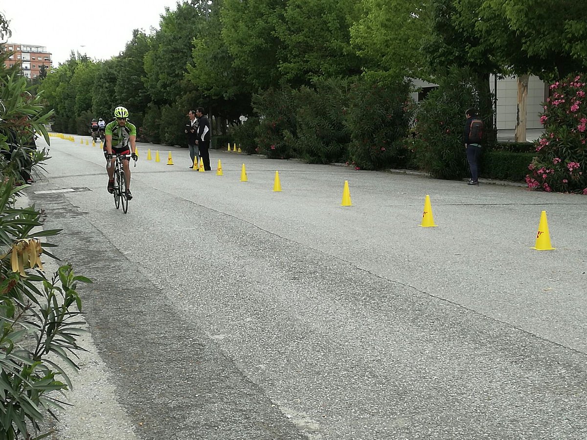 HMHOSPITALES's tweet photo. Día  1 #JNT2017. Iván participando en ciclismo. ¡Ánimo! Trasplante + Deporte = VIDA. #DonaMédula #DonaVida #Juegos #Granada https://t.co/kFXAs9ofN0
