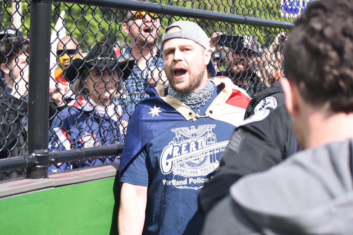dougbrown8's tweet photo. Trump fan showed up screaming w baseball bat (cops took it), wanting to fight, said “fuck all you n*****”. Right wingers didn’t let him in. https://t.co/Em6NYSH6iC