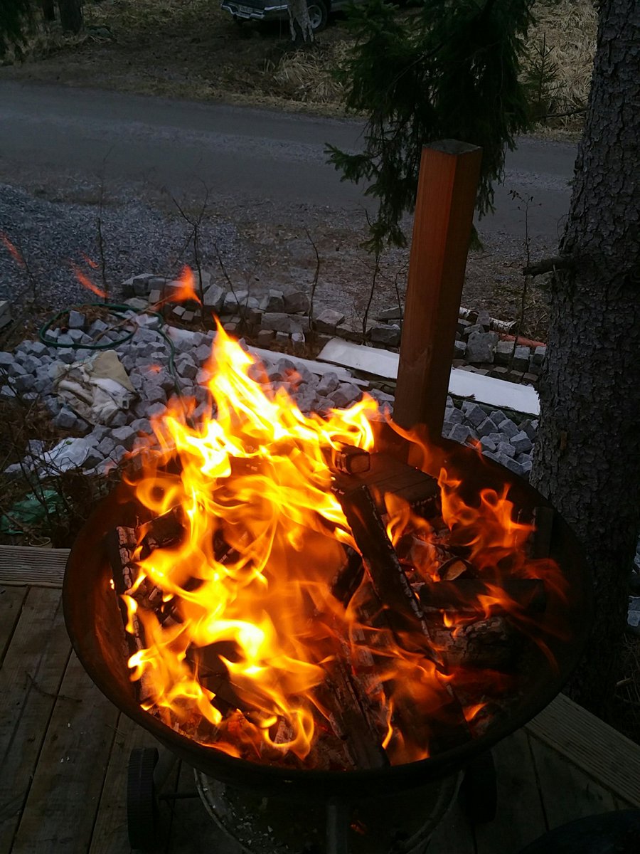 Dax att elda upp vinterkylan o div korespondans