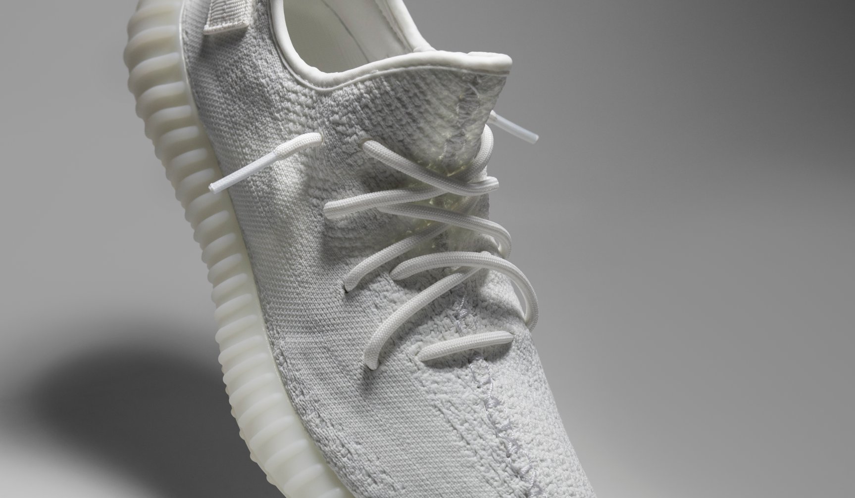 participar Unir Firmar GOAT on Twitter: "Shop the 'Triple White' collection to add kicks like the  new Yeezy Boost 350 V2 'Cream White' to your lineup:  https://t.co/NlGAvZFxJO https://t.co/yFJTeKude7" / Twitter
