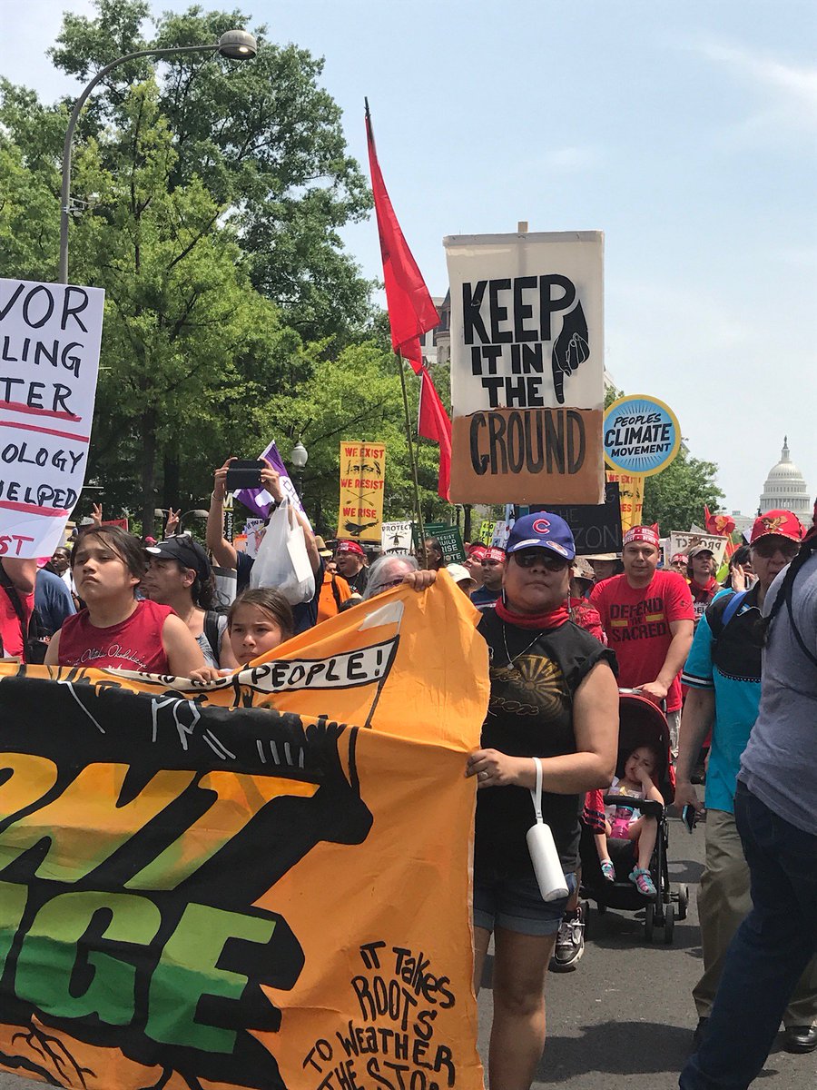 We march to #keepitintheground for our planet's future. Tell us why you're marching today. #WhyIMarch #ClimateMarch #PeoplesClimate