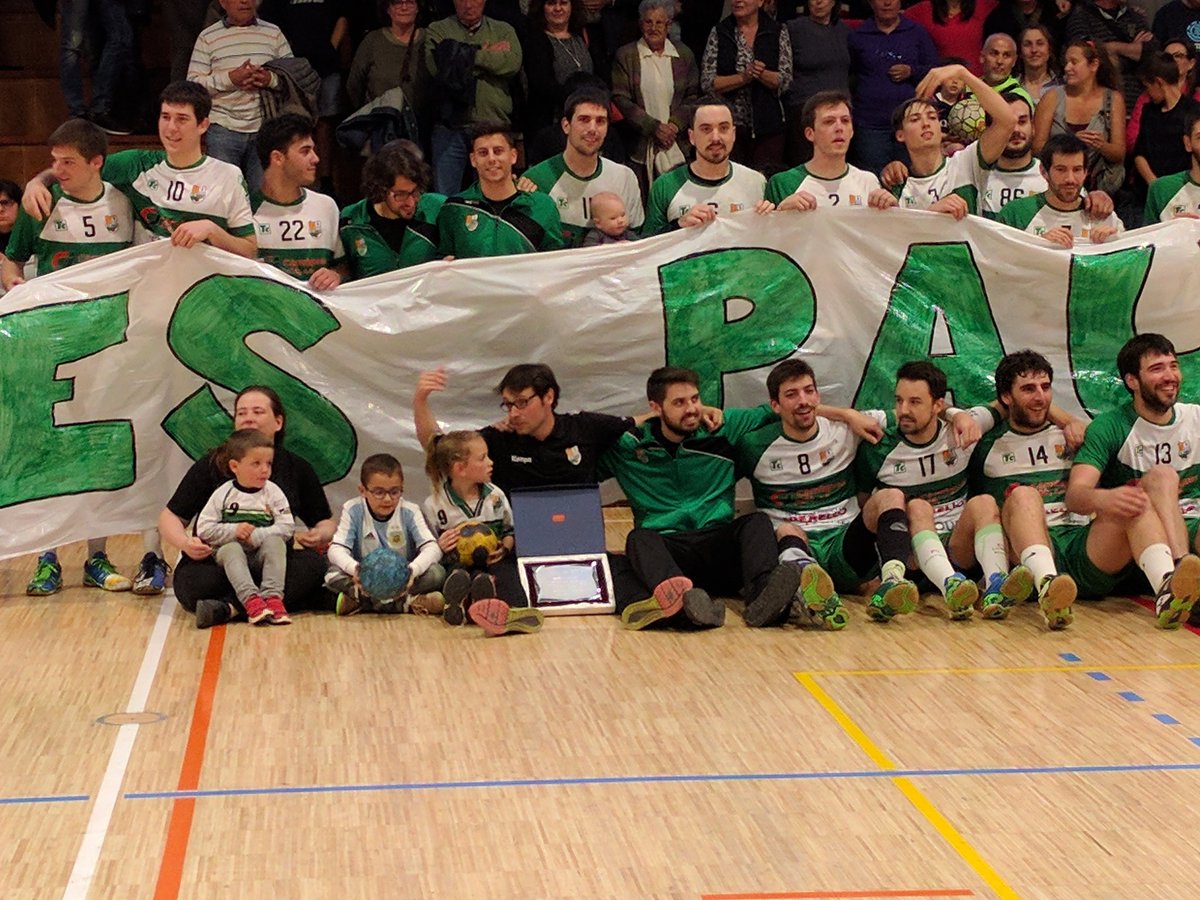 Gràcies Pau per tot el que ens has fet viure i molta sort en aquest nou viatge. 
#GraciesPau 

#handbol #Bordils #laforçadunpoble