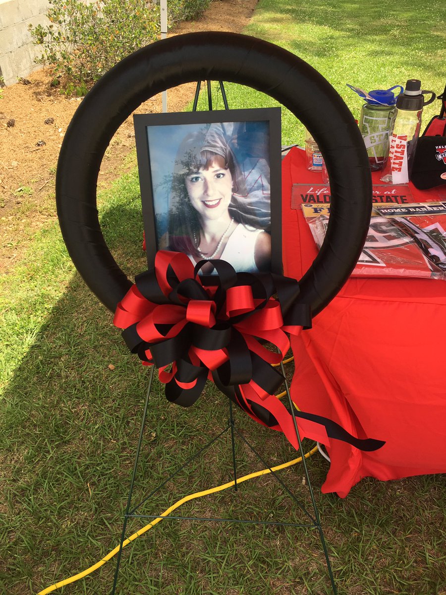 BB: Today we honor the beautiful life and memory of Head Coach Greg Guilliams wife, Ami Guilliams.