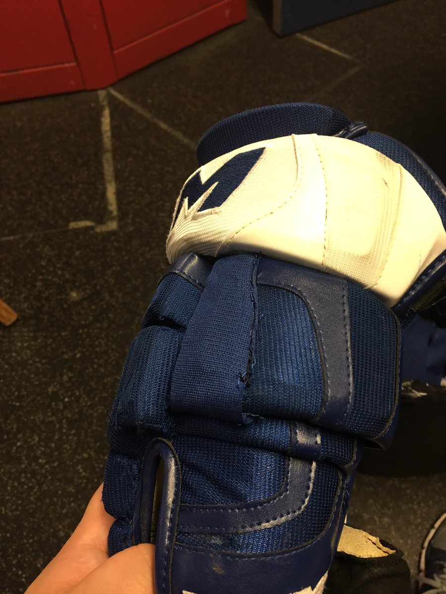 A little time off before the finals. Repair day. <a href="/swatty96/">spencer watson</a> glove was ripped the previous series. #thedetective #FEARtheFISH #onemore2go