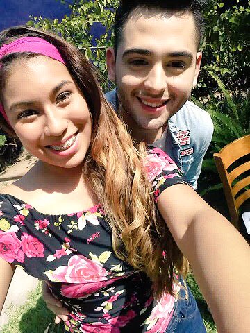 marioluna31's tweet photo. Fotos con mis seguidoras 😘❤
Gracias pechochas 😁 https://t.co/fV0DRGvaV3