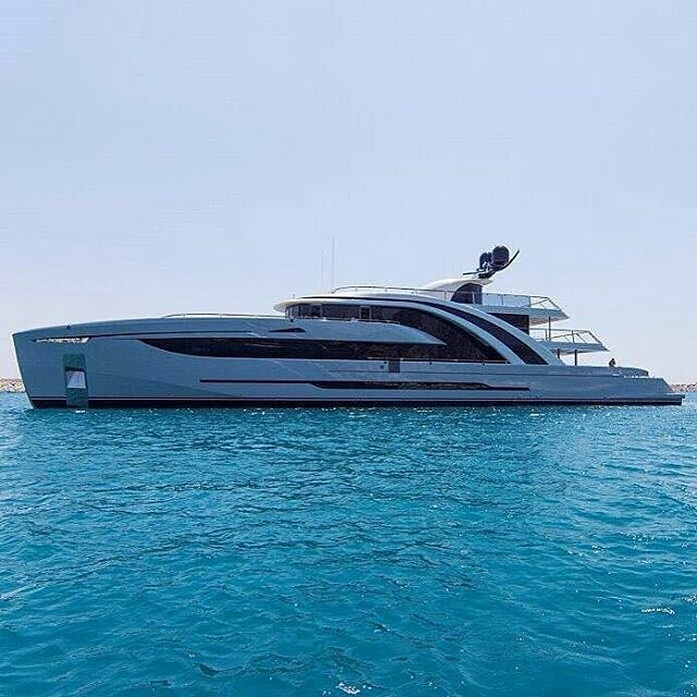 M/Y EUPHORIA 🛥️.
.
📷 by @mayrayachts