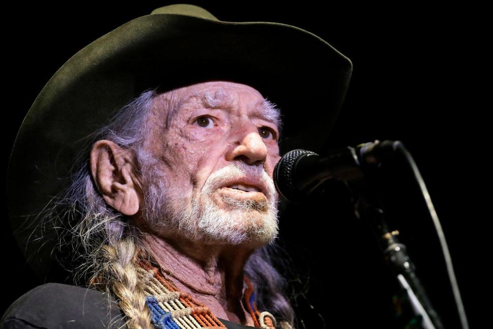 Happy birthday to Willie Nelson! The music legend turns 84 today. 

(Photo: AP) 