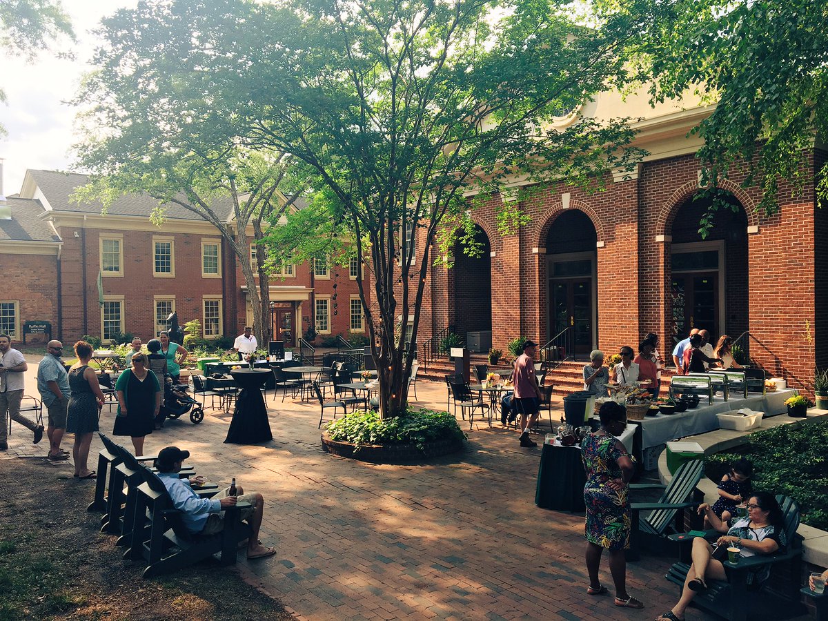 peacealumni's tweet photo. Nothing like a sunny day for our SPS Soirée! Great to see SPS alums and upcoming SPS graduates celebrate their success at #WPU #WPUAlum https://t.co/w03wyaWi2v