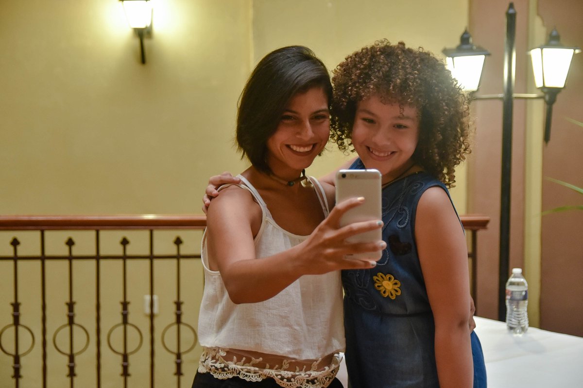 Lorena Ledezma (LedezMtz) Twitter