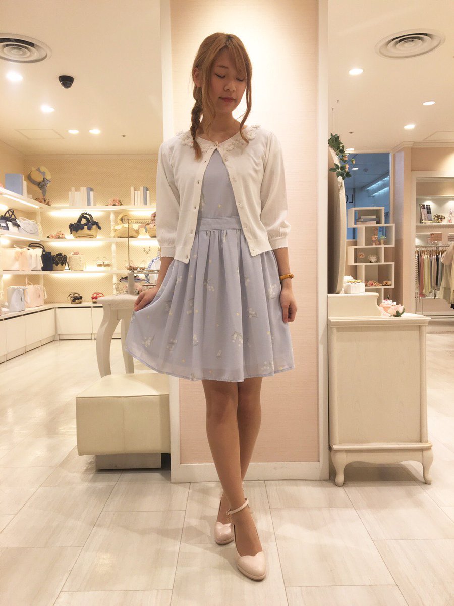 Lodispottoポールタウン店 V Twitter リリーフルールロマンスワンピース 10 800 税 ボリュームスリーブフルラージュ ニットカーディガン 5 900 税 スズラン柄が 清楚 可愛いワンピース フレアシルエットがとっても お上品なデザインですよ