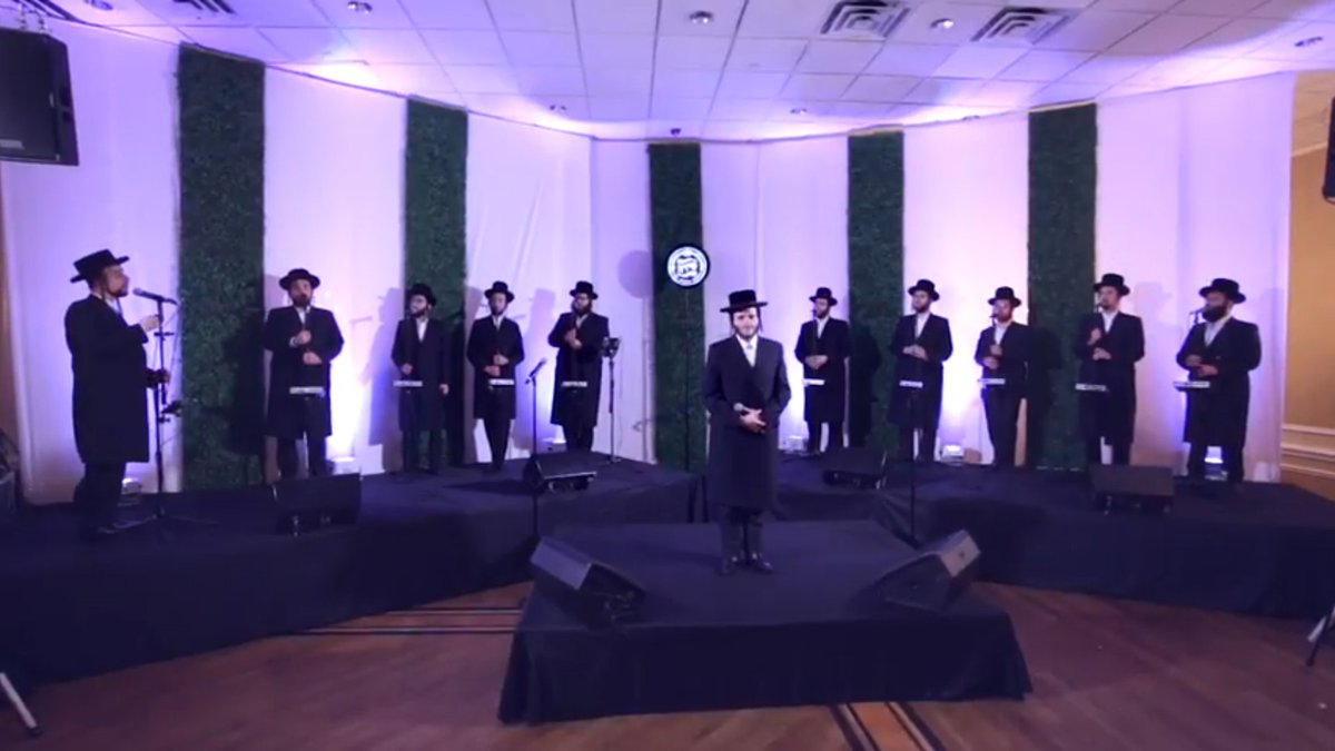 youtu.be/S8k2XMXSZ9g

Ana Bekoach – Performed live in ask-and-answer format between the <a href="/TheShiraChoir/">Shira Choir</a>  &amp; star soloist <a href="/ZanvilOfficial/">Zanvil</a>