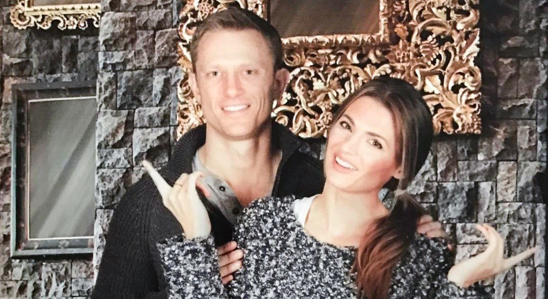 Neil Jackson fala mais sobre seu trabalho em #Absentia absentiabrasil.com/neil-jackson-f…