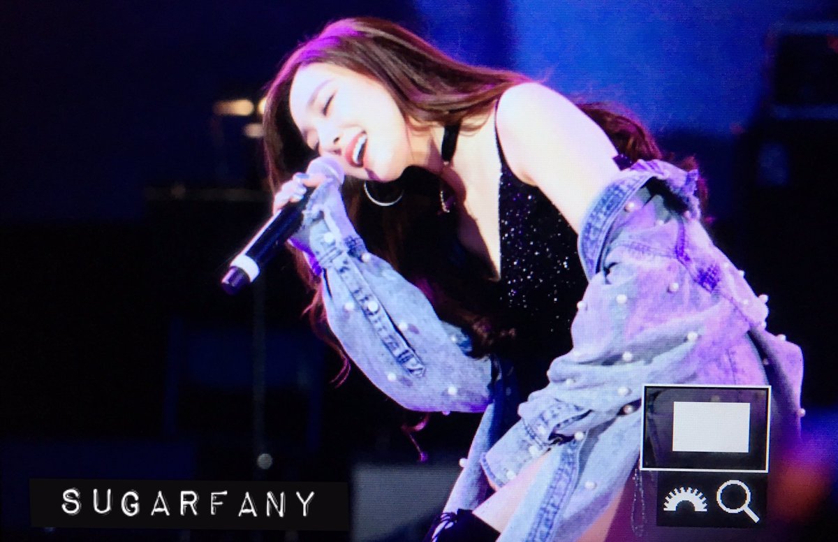 [PIC][21-04-2017]Tiffany khởi hành đi LA – Mỹ để tham dự "The 15th Korea Times Music Festival 2017" vào tối nay C-oT4uFVoAA0eCu