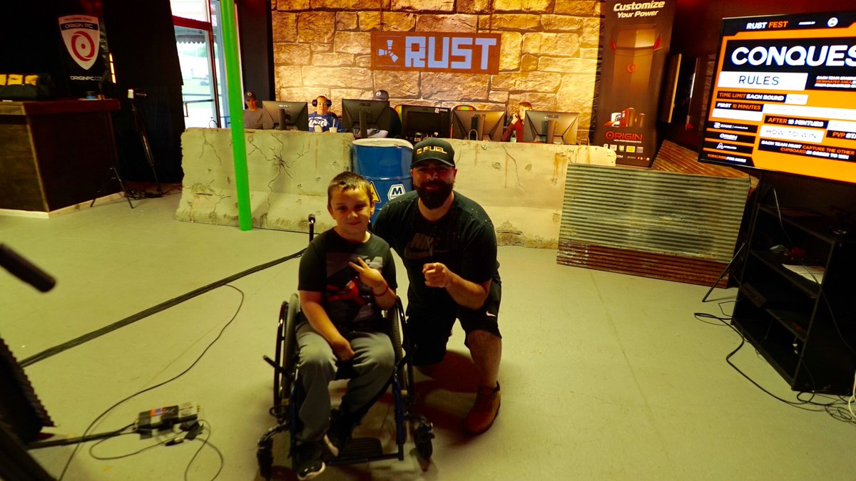 UMGGaming's tweet image. Day 2 is complete and we cannot wait to see what happens tomorrow! Thanks to all who are joining us for #RustFest IRL and online!