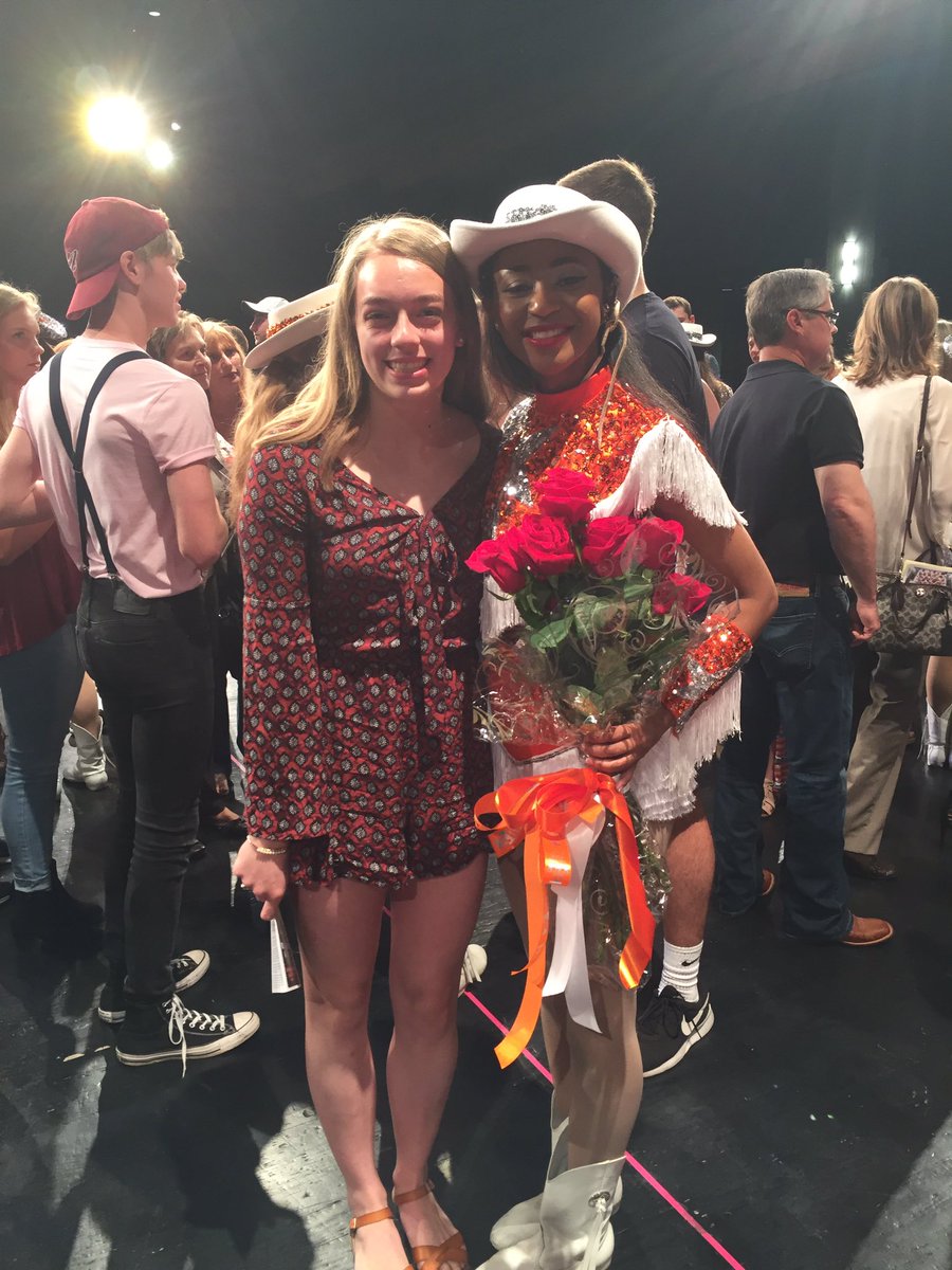 Meredith Maynard tweet media