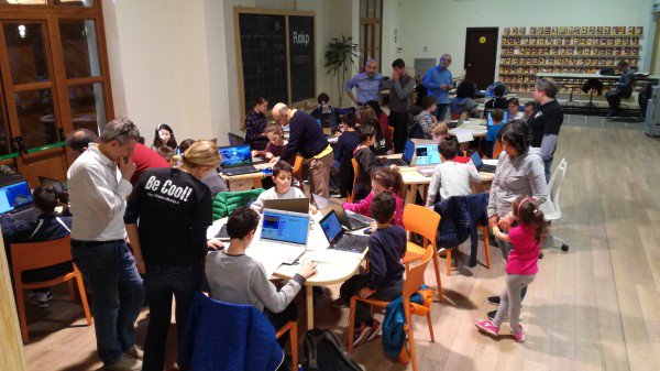 CoderDojoFi's tweet image. 43° Evento di Coderdojo Firenze, ennesimo tutto esaurito! Scratch AppInventor PyMinecraft Blender e Processing