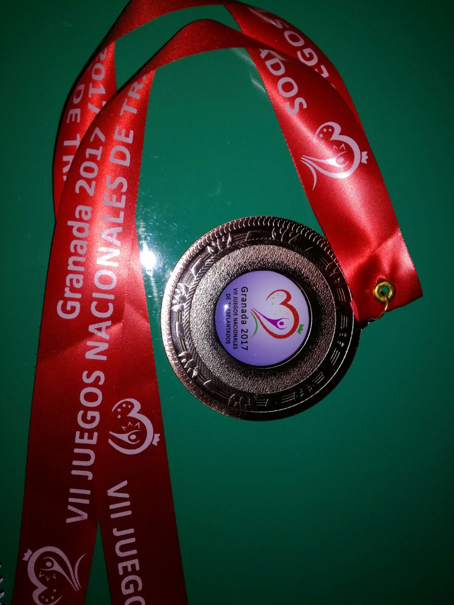 HMHOSPITALES's tweet photo. Oro en lanzamiento de peso y bronce en tenis  👏🏻👏🏻👏🏻El afán de superación tiene su recompensa. ¡Felicidades @Ponzeti17! #JNT2017 #Granada https://t.co/kJ20fQab1u