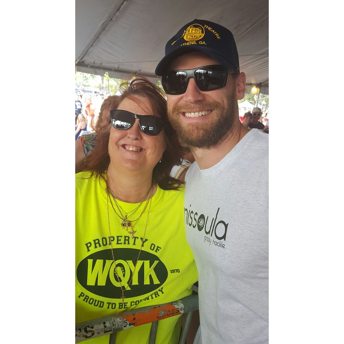 Met @ChaseRiceMusic at the #FunNCountry concert with @995QYK and made my day!!!!