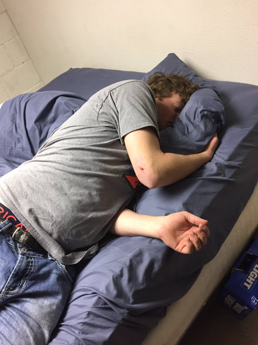 thebeaver69's tweet photo. The result of a night at the beav for a first timer https://t.co/CwBgtoHYEE