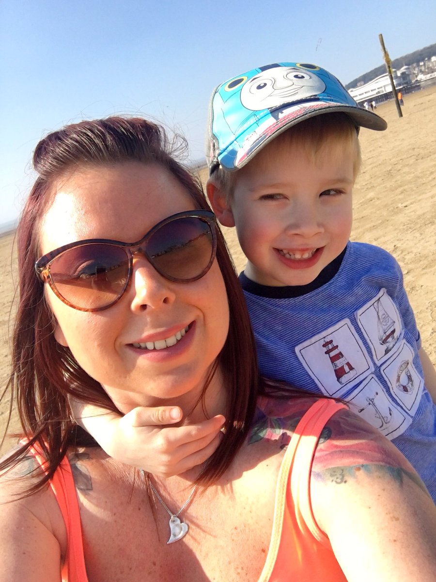 Dimple27's tweet image. 💙