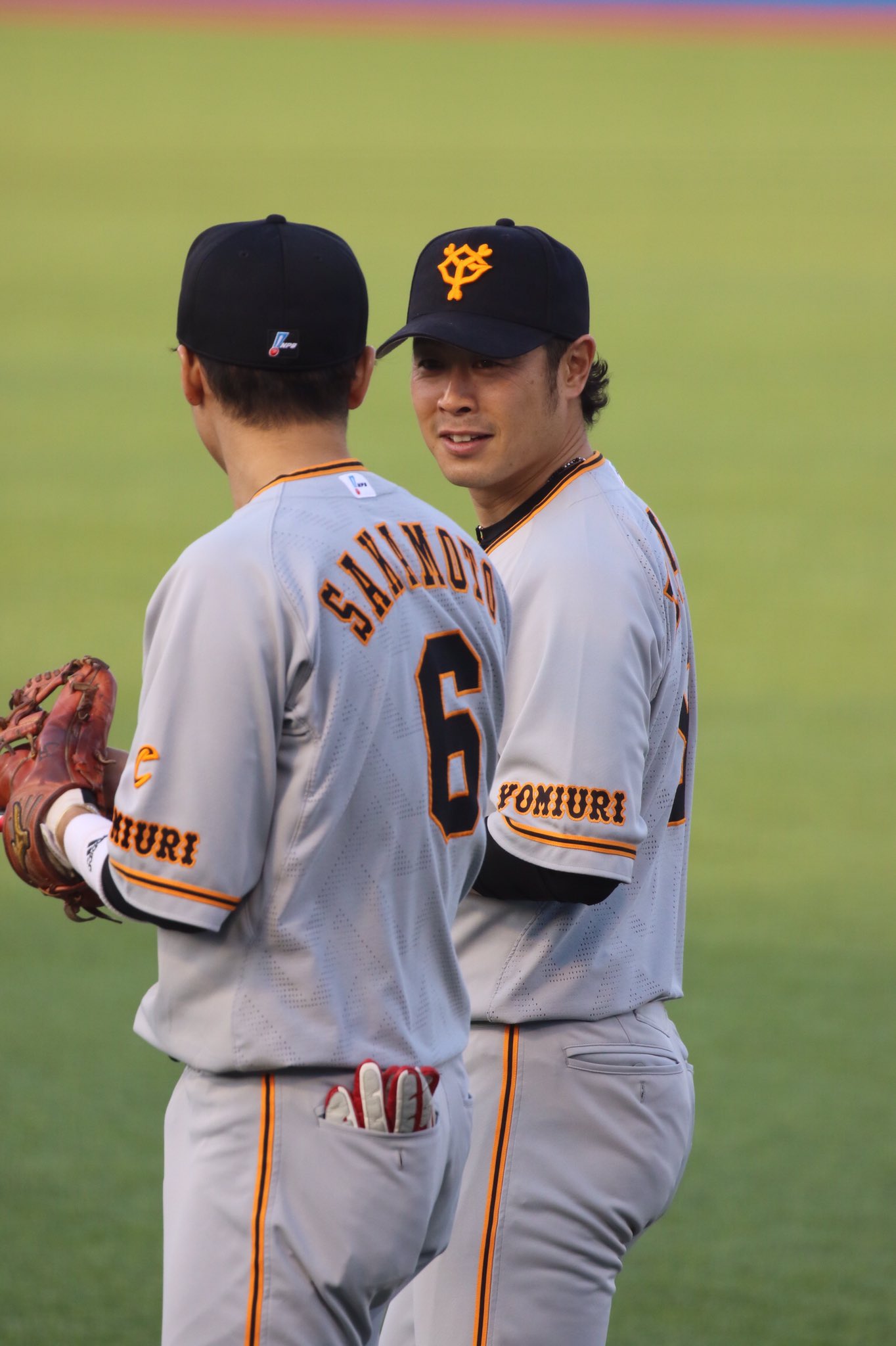 しっぷ En Twitter 坂本勇人 亀井善行 17 4 30 明治神宮野球場 巨人 ジャイアンツ 坂本勇人 亀井善行 ハヤカメ しっぷ En Twitter 坂本勇人 亀井善行 17 4 30 明治神宮野球場 巨人 ジャイアンツ 坂本勇人 亀井善行 ハヤカメ
