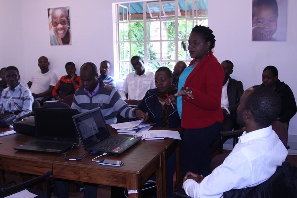 (Pic: ISWM Training) Practice waste separation @ source and reduce landfill-bound waste. Spread the message #2wise2wasteHifa <a href="/UNICEFZIMBABWE/">UNICEF ZIMBABWE</a>