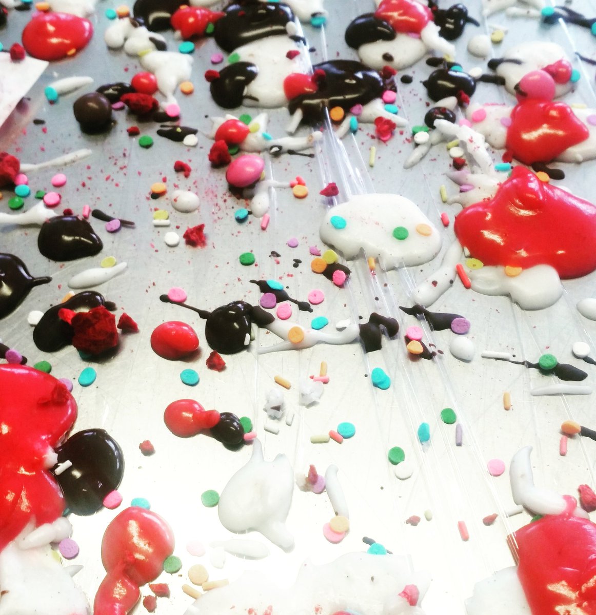 Doughnuts are all glazed &amp; filled and waiting for you at Herbert Park today #Ballsbridge D4 , why not drop by for a coffee &amp; doughnut ☕🍩😉👍