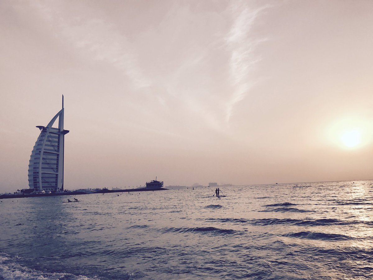 orangesgo's tweet image. Sun set in Dubai