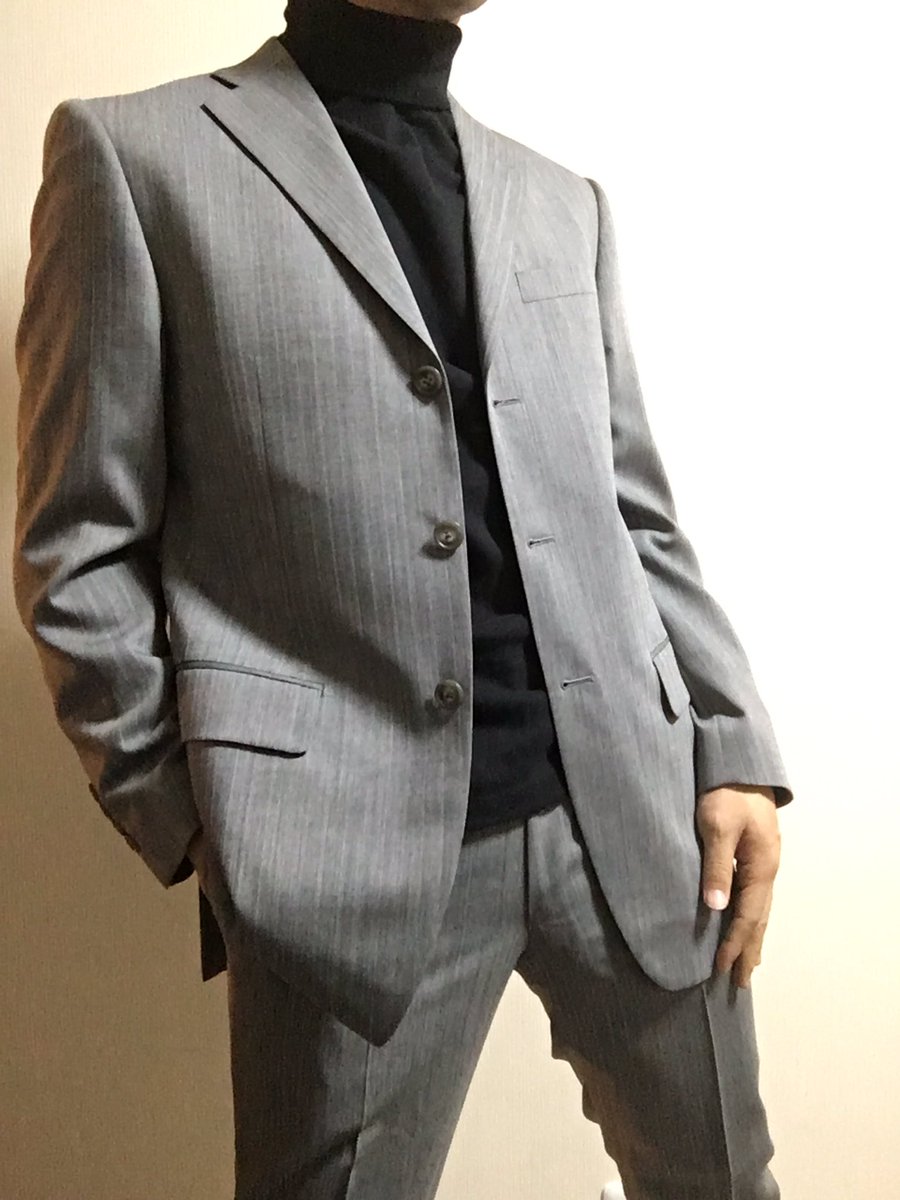 まこ立会人 בטוויטר シワとか影とかの資料としてはグレースーツの方が向いてるとは思うんですけど いかんせん仕事で着るのがダークスーツなのです まこ立会人 בטוויטר シワとか影とかの資料としてはグレースーツの方が向いてるとは思うんですけど いかんせん仕事で着るのがダークスーツなのです