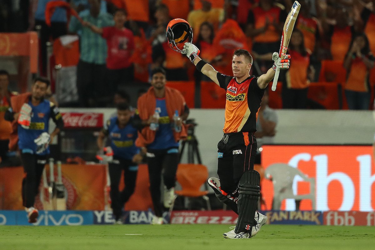 IPL's tweet photo. WOW WARNER #IPL https://t.co/hdNLAj81J1