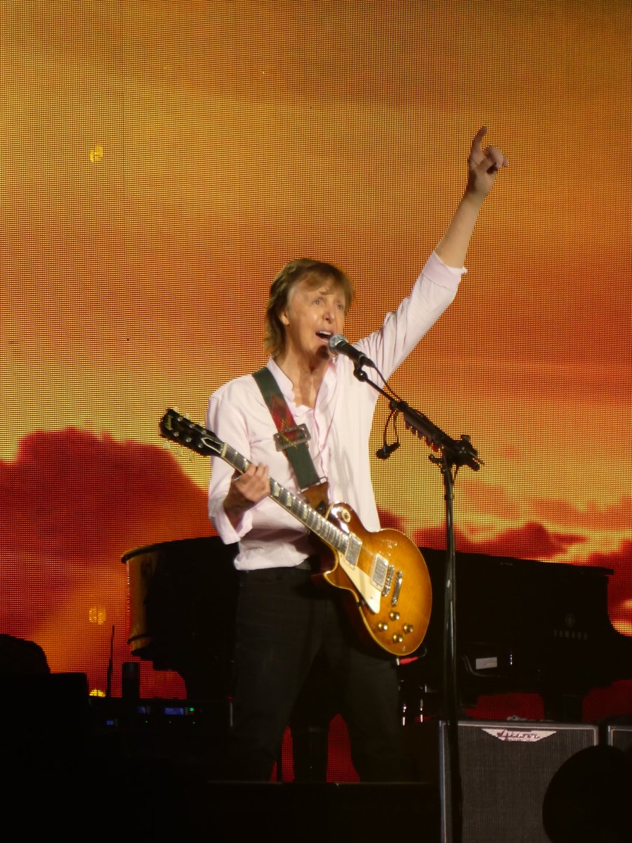 「paul mccartney twitter」の画像検索結果