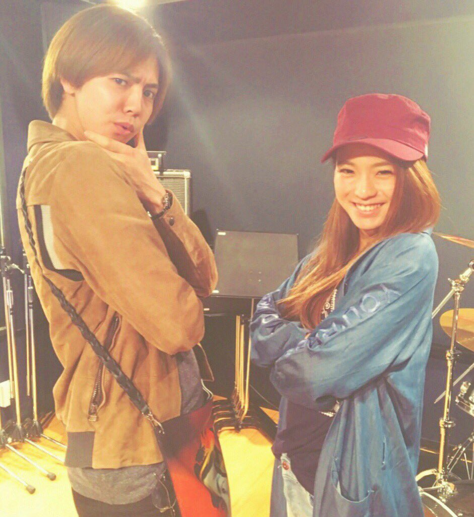 Leola Official Pa Twitter 兄に愛されすぎて困ってます でツンデレお兄を演じている片寄くんにお会いしました 挿入歌という形ですが 共演できて嬉しいです Leola 片寄涼太 くん 兄に愛されすぎて困ってます 兄こま 6月30日公開です 私は挿入歌 Leola Official Pa Twitter 兄に愛されすぎて困ってます でツンデレお兄を演じている片寄くんにお会いしました 挿入歌という形ですが 共演できて嬉しいです Leola 片寄涼太 くん 兄に愛されすぎて困ってます 兄こま 6月30日公開です 私は挿入歌