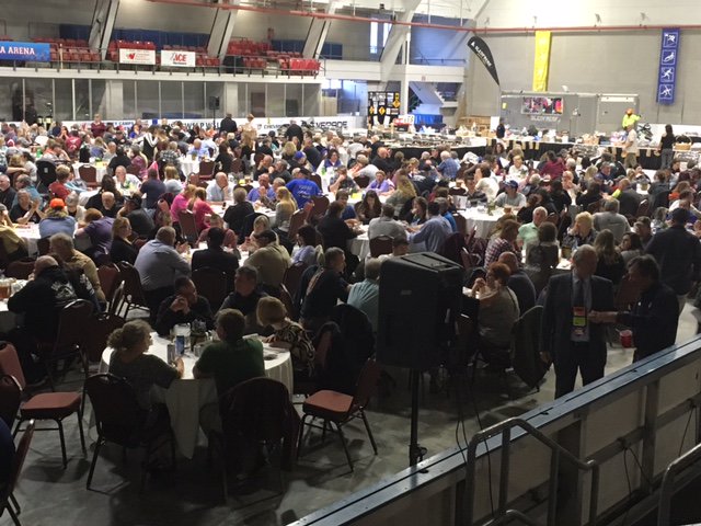 MeetMeinLP's tweet image. What a great turnout for the NYS Snowmobile Association dinner banquet! We hope you all had a great evening last night. #SLEDNYForum