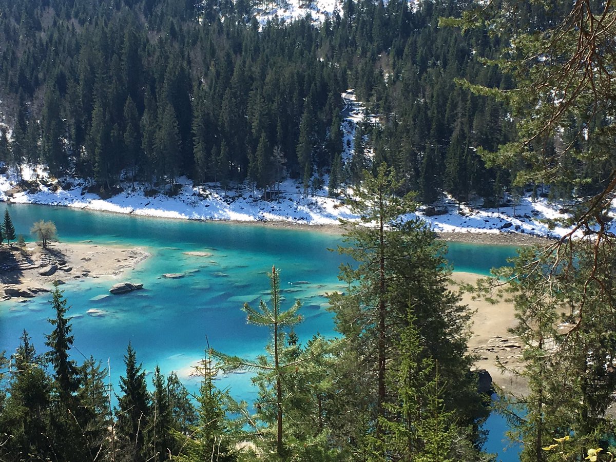 A place to be☀️👍 #caumasee #weekend #sunny #bestfriend #schweiz
