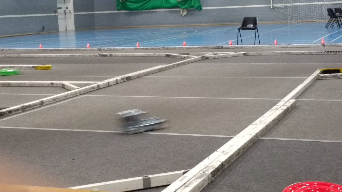 CRcmcc's tweet image. Truck racing anyone?