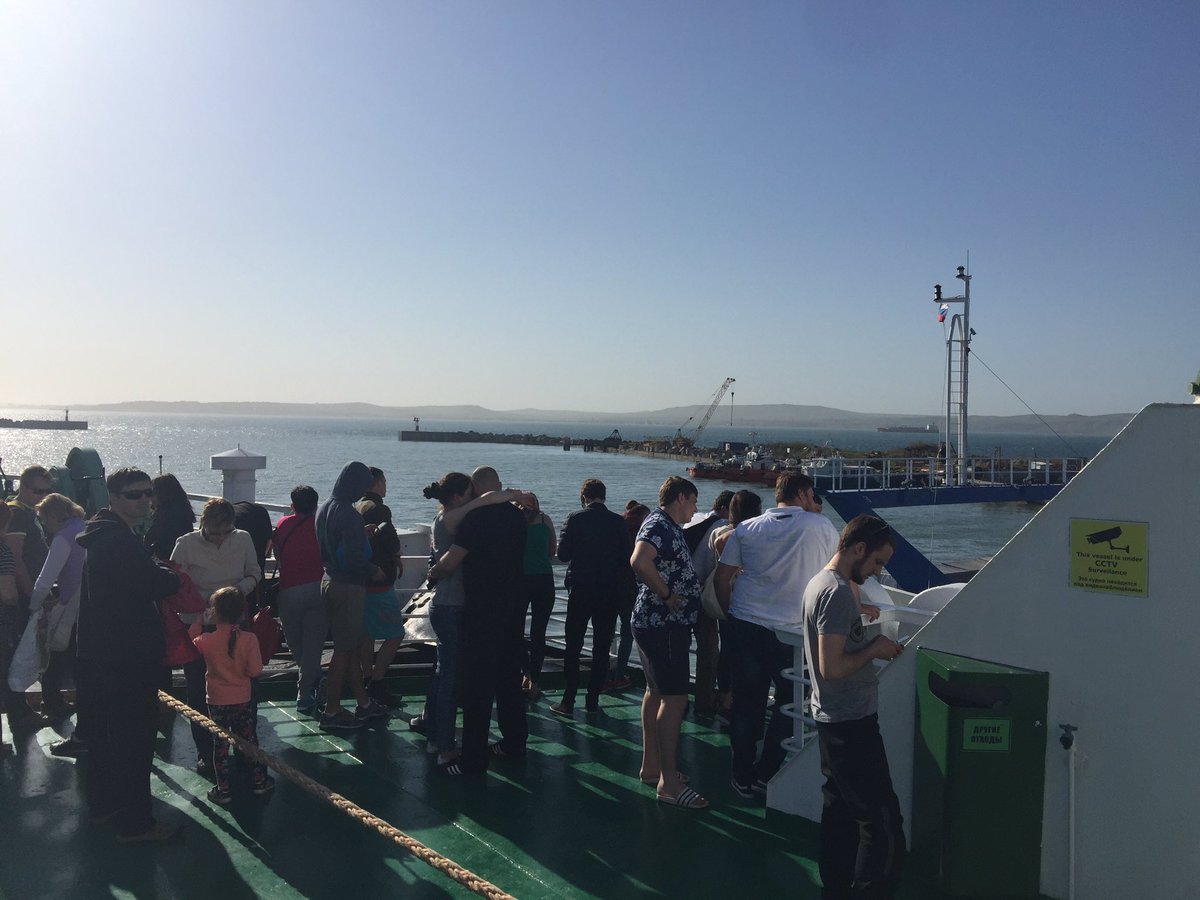 mywdocs's tweet image. #Crimea #port #ferry очередь на паром