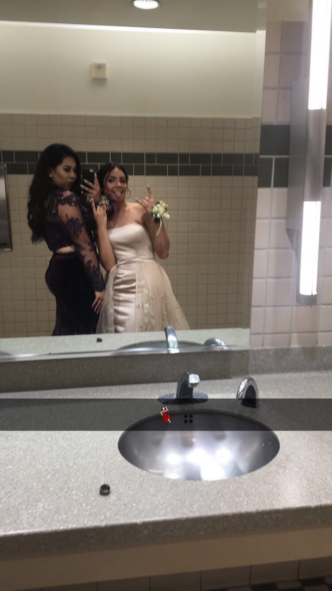 calleros_alex's tweet image. #MorePicsToCome but for now here&apos;s a pic of sweaty, lit lexi &amp;amp; Alex