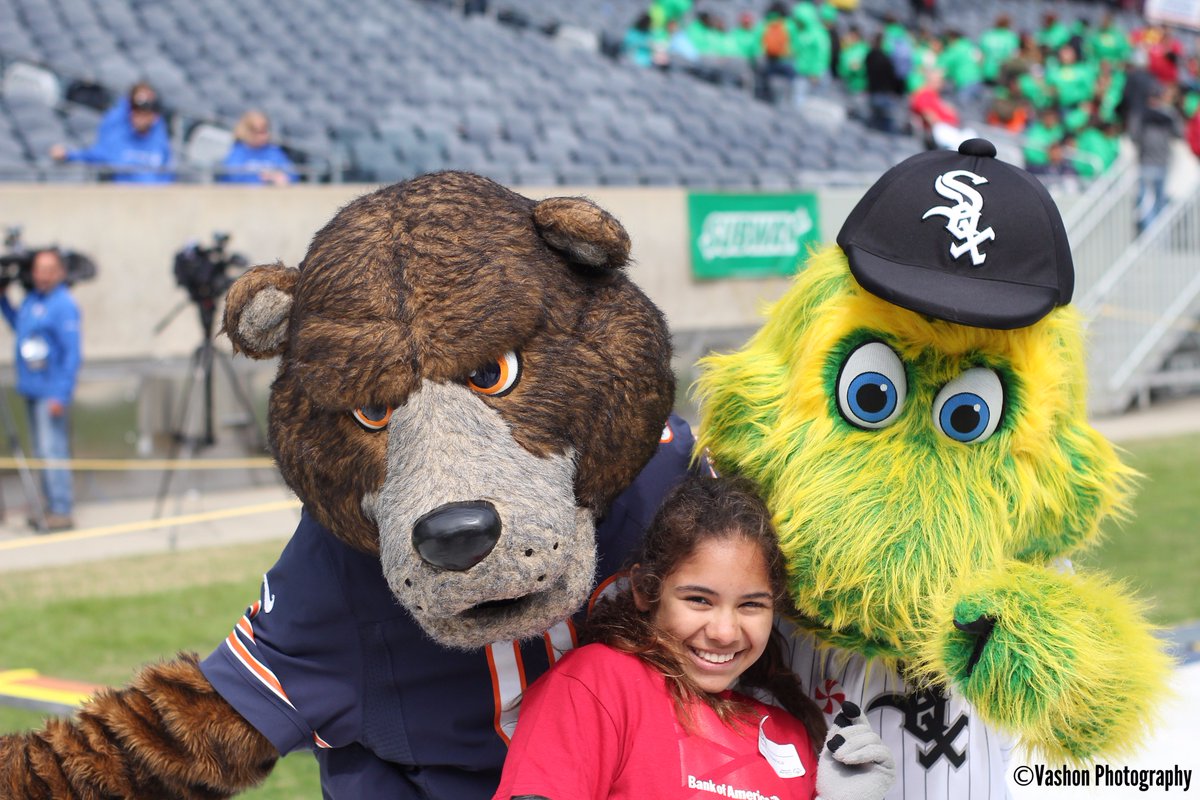 Ttsg On Twitter Stanley And Southpaw My Home Mascots Love It Wish I Could Visit My Birth Town Of Mattoon And Visit Chicago Too I Was So Young Https T Co Lnwajydeci