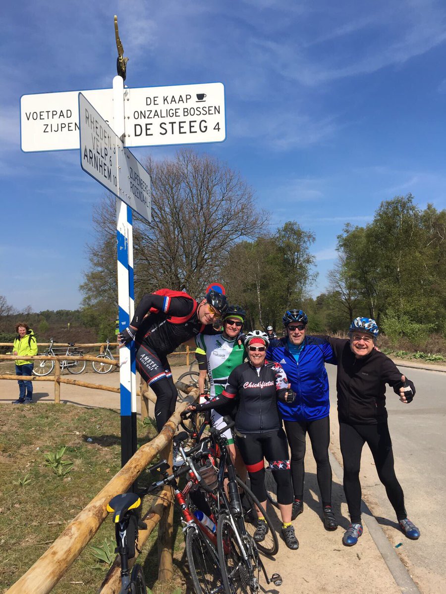 033cycling's tweet photo. Vandaag met fietskar achter auto naar Renkum. Daar start prachtig rondje Posbank met @basrenooij @MartijnKraa @FlorisKBosch Eelco en Karin https://t.co/5rVa0ABuL2