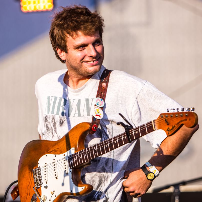 Happy birthday to the world\s leading jizz jazzer, Mac DeMarco! 